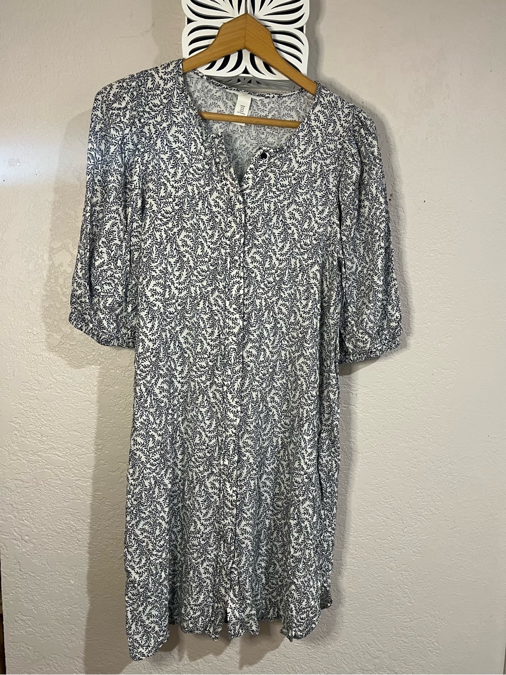 H&M White and Navy Botanical Print Midi Dress